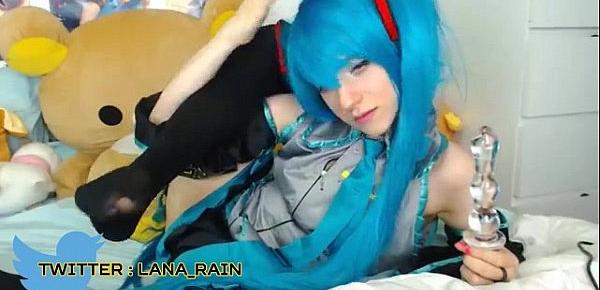  Lana Rain cosplaying as Miku glass dildo cumshow